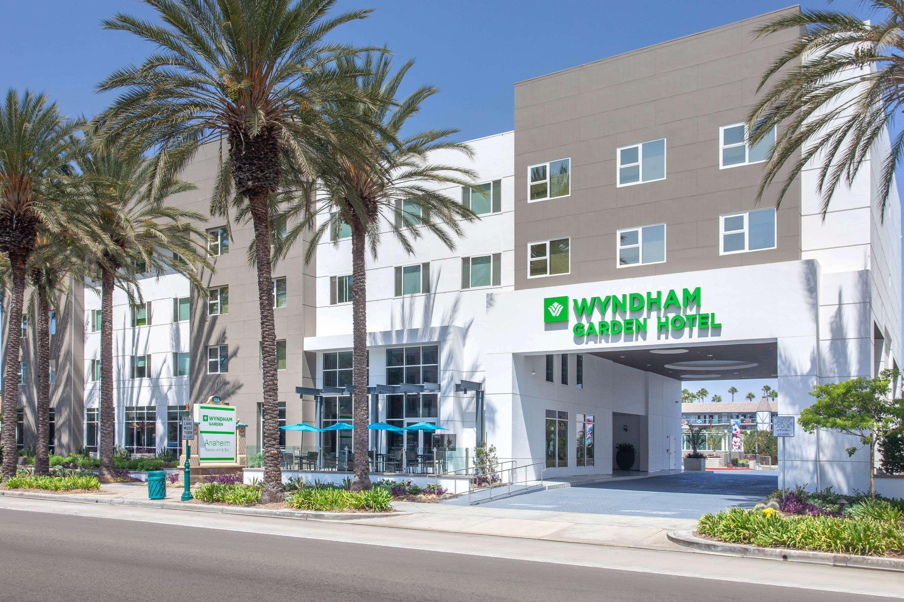 Wyndham Anaheim Hotel Exterior photo
